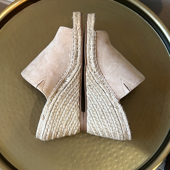 Caslon Sally Blush Suede Espadrille Wedge - Picture 4 of 13